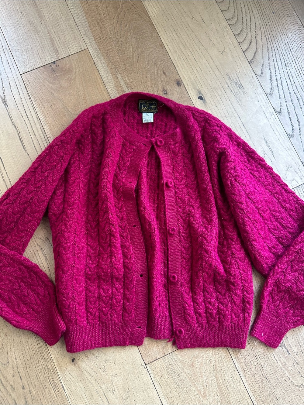 South wool vintage sweater/ virgin wool